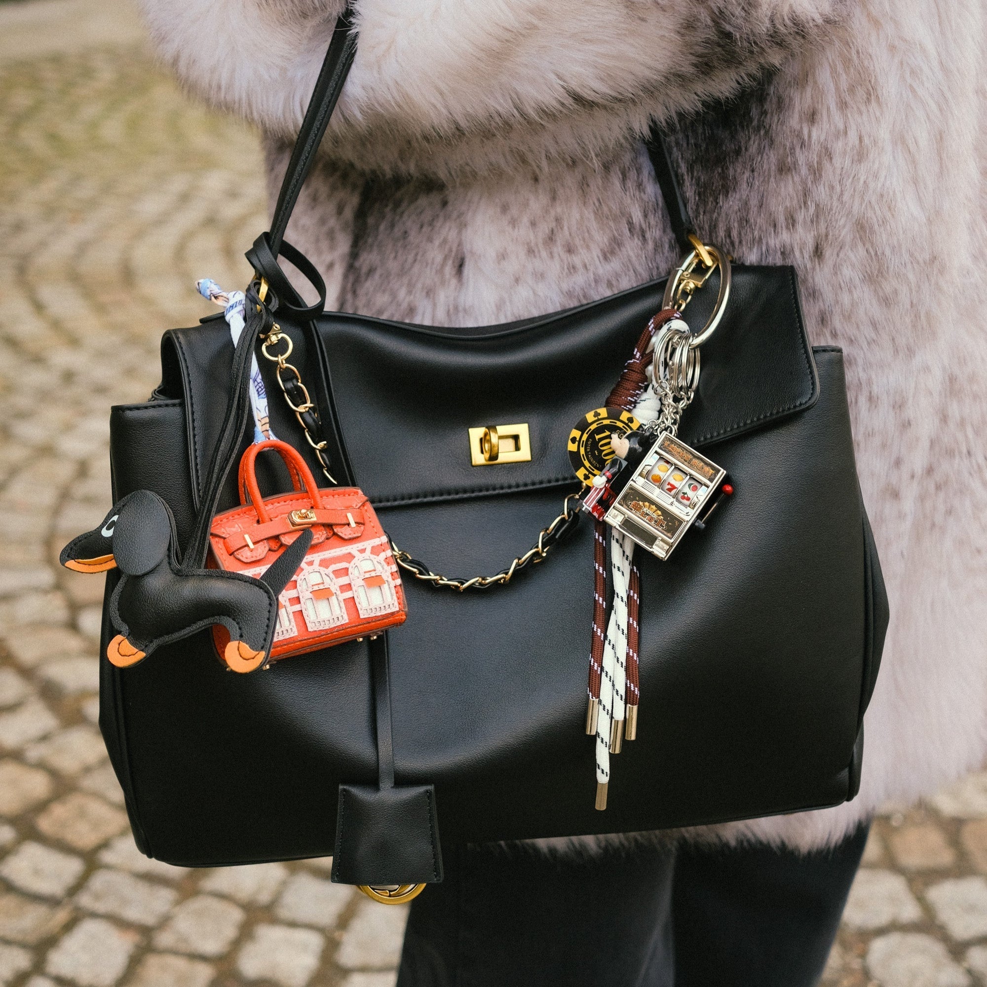 BAG CHARM CASINO